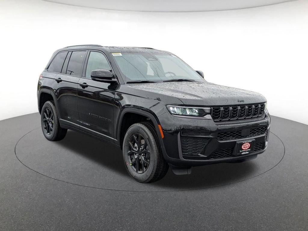 New 2026 Jeep Grand Cherokee Altitude