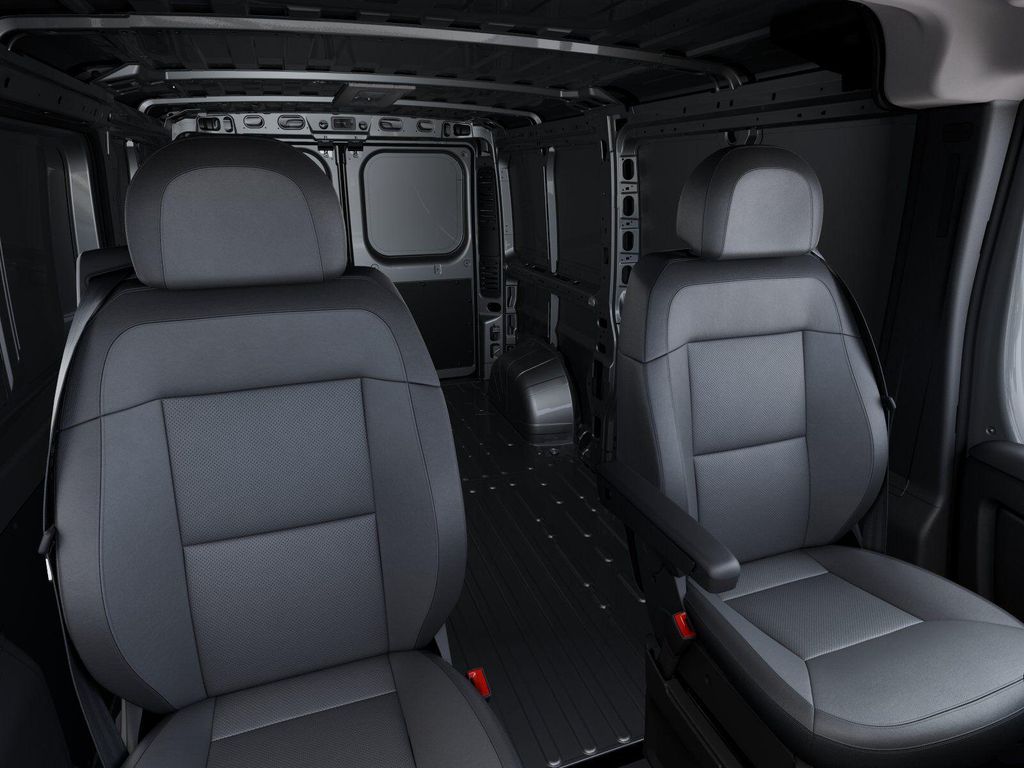 صورة 9 لـ 2026 RAM PROMASTER 1500 LOW ROOF