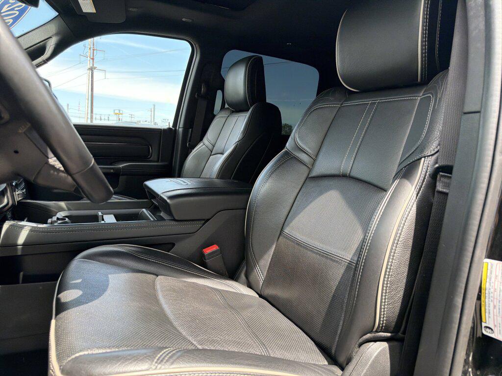2023 RAM 3500 LIMITED CREW CAB 4X4 8' BOX thumbnail 28