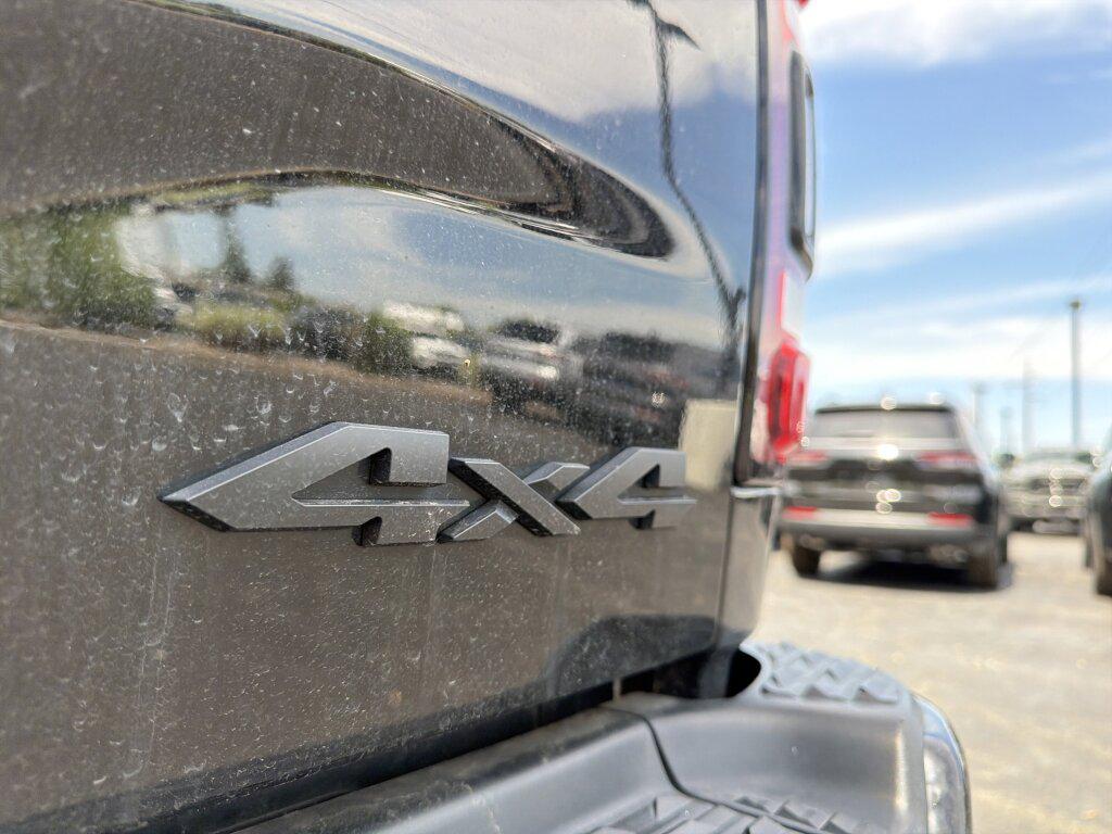 2023 RAM 3500 LIMITED CREW CAB 4X4 8' BOX thumbnail 35