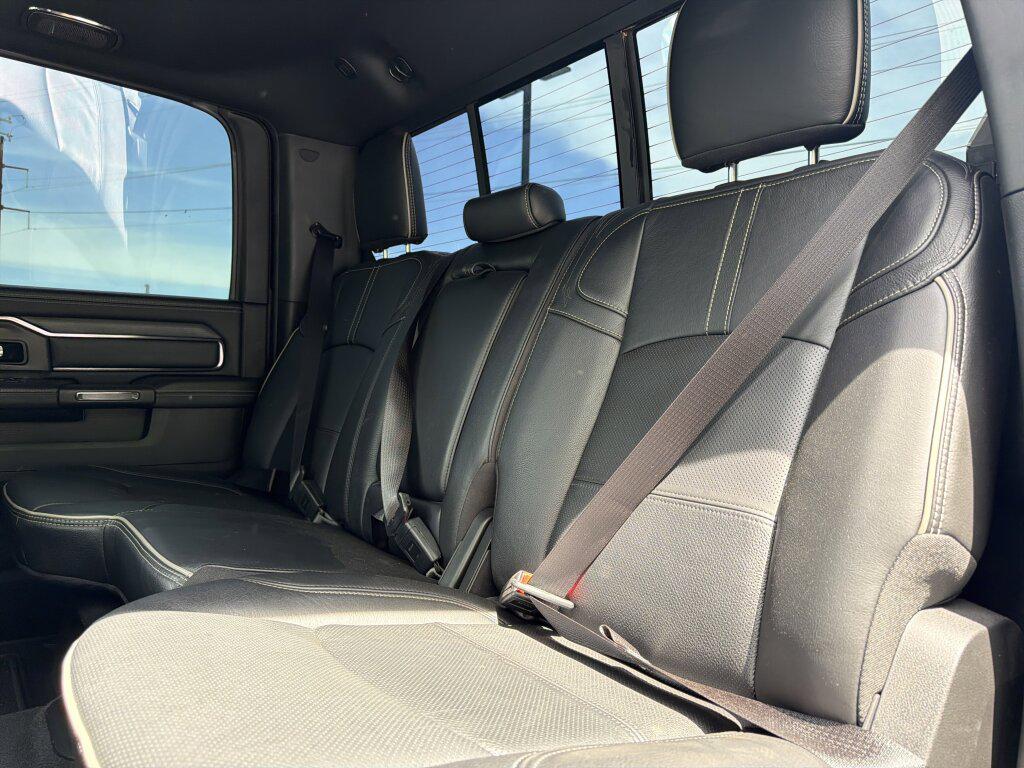 2023 RAM 3500 LIMITED CREW CAB 4X4 8' BOX thumbnail 32