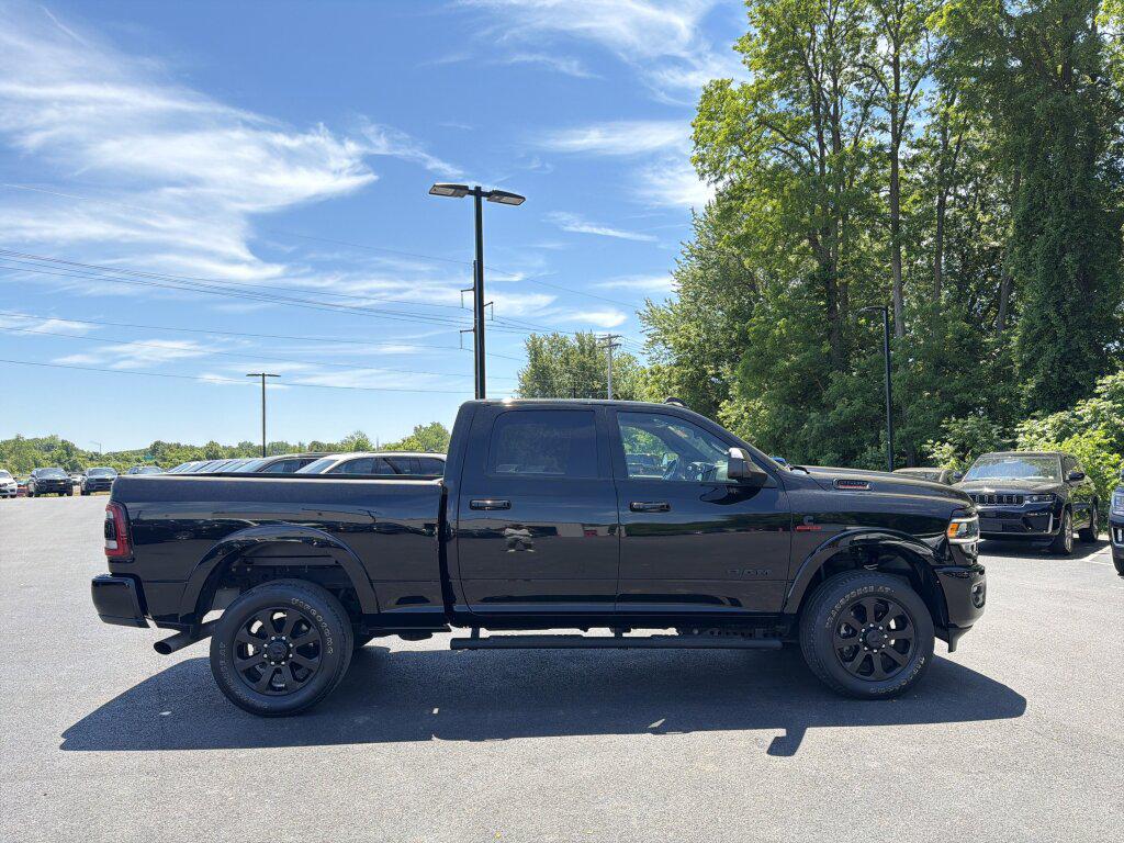 2022 RAM 2500 LARAMIE CREW CAB 4X4 6'4' BOX photo 4