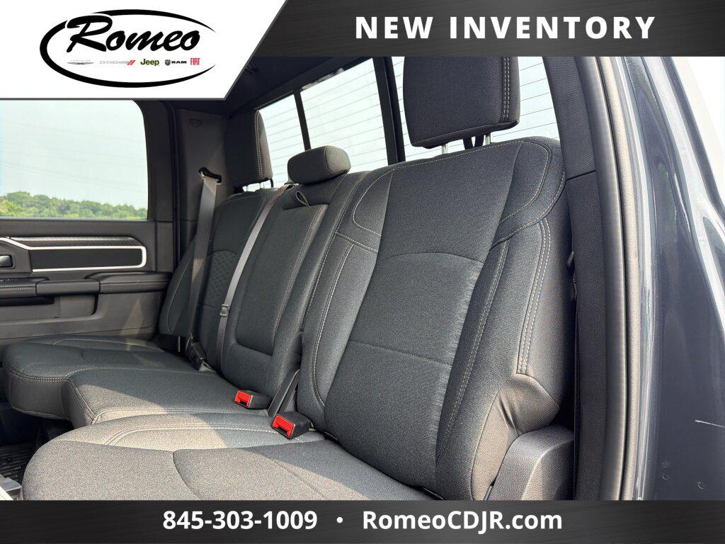 2026 RAM 2500 BIG HORN CREW CAB 4X4 6'4' BOX — фото 8