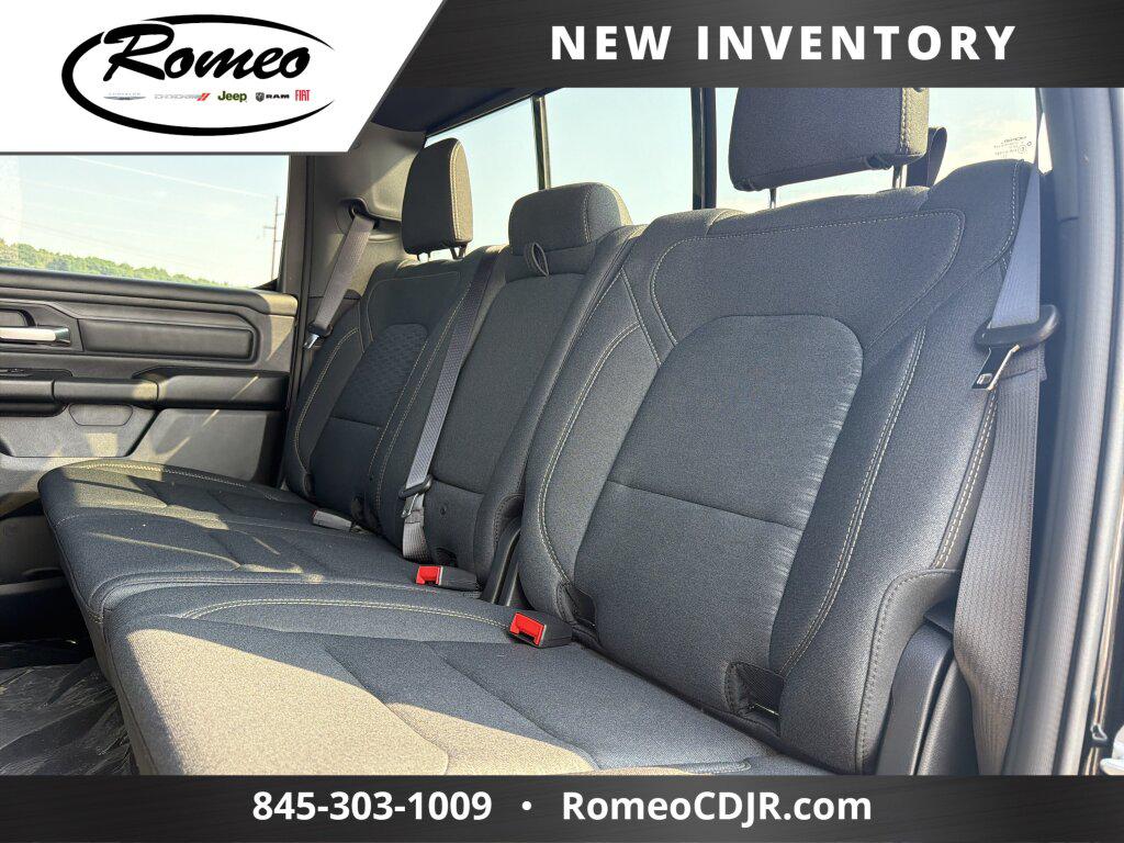 صورة 8 لـ 2026 RAM 1500 TRADESMAN
