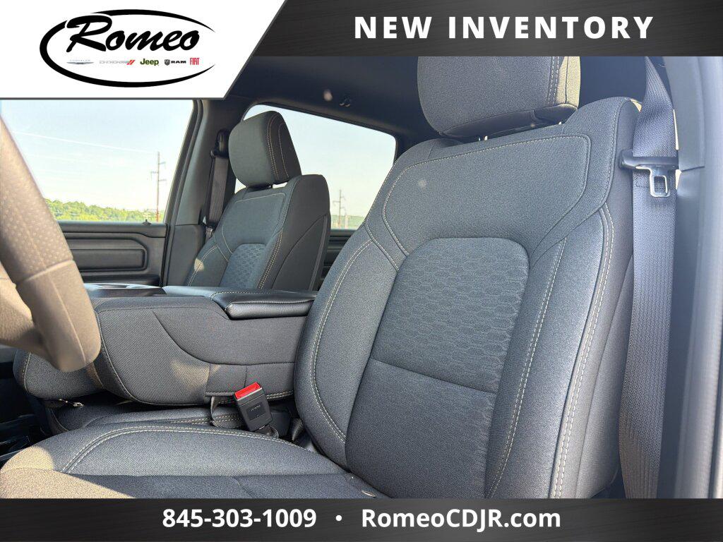 صورة 7 لـ 2026 RAM 1500 TRADESMAN