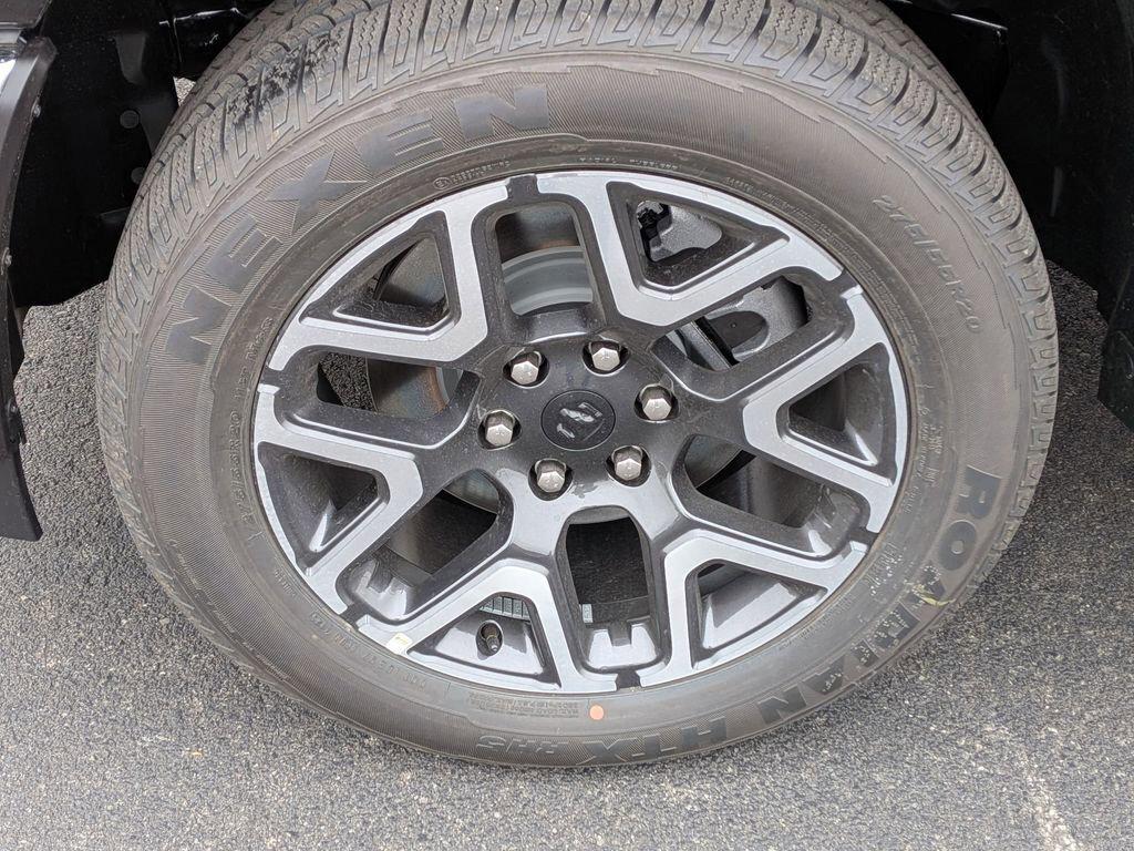 2026 RAM 1500 LARAMIE photo 6