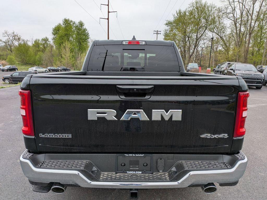 2026 RAM 1500 LARAMIE photo 3