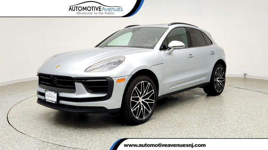 2025 Porsche MACAN T 照片 1
