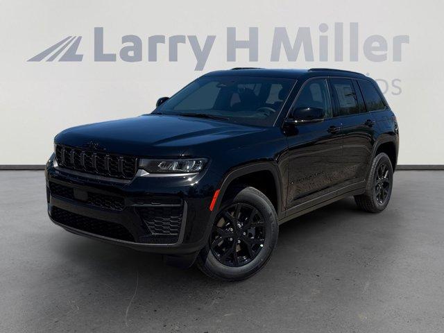 New 2026 Jeep Grand Cherokee Laredo