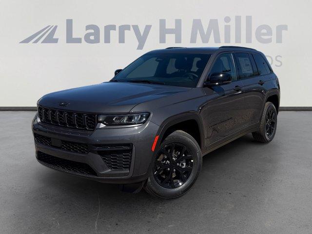 New 2026 Jeep Grand Cherokee Laredo