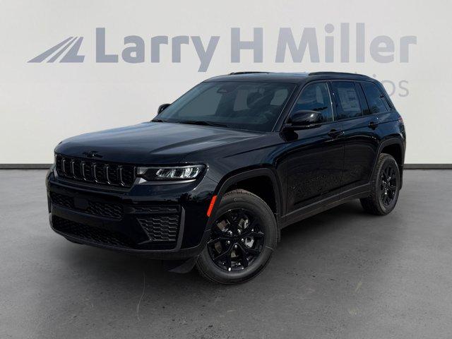 New 2026 Jeep Grand Cherokee Laredo