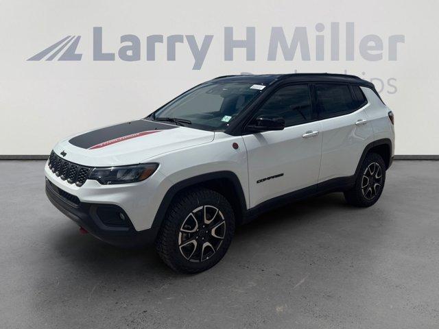 New 2026 Jeep Compass Trailhawk