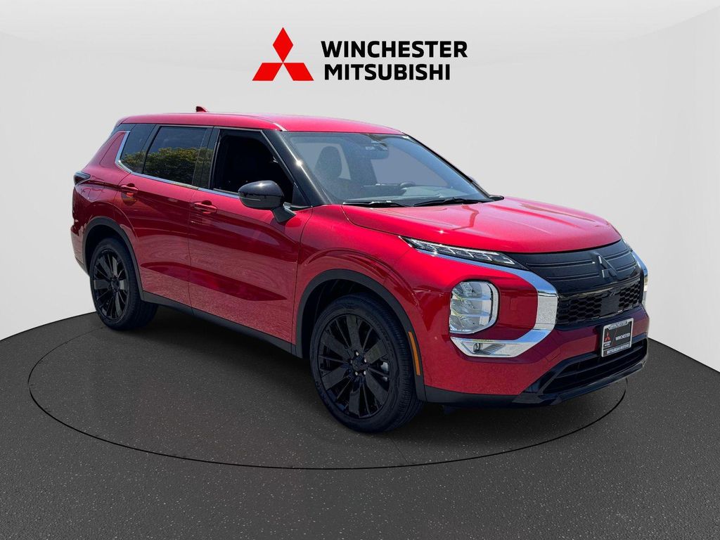 New 2026 Mitsubishi Outlander LE S-AWC