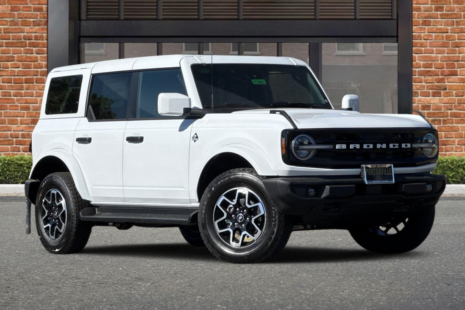 صورة 2 لـ 2026 FORD BRONCO OUTER BANKS