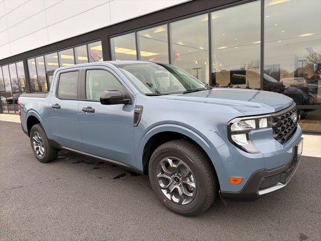 New 2025 Ford Maverick XLT