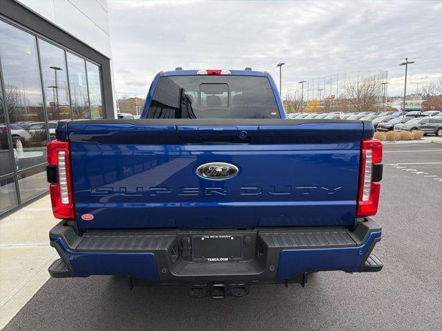 2026 FORD F-250 LARIAT — фото 4