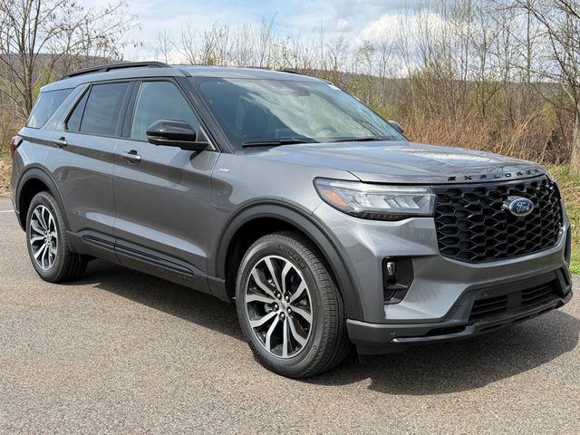 New 2026 Ford Explorer ST-Line