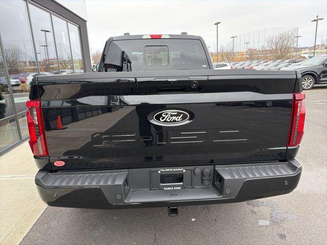 FORD F-150 XLT - 4