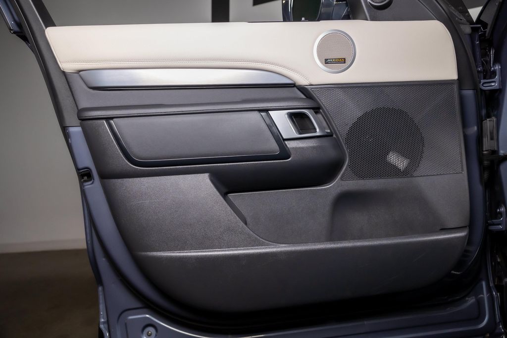 صورة 45 لـ 2024 LAND Rover DISCOVERY P360 DYNAMIC SE