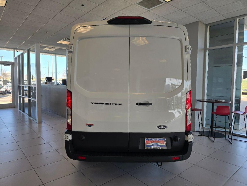 2026 FORD TRANSIT-250 BASE — фото 8