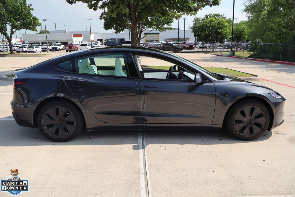 TESLA MODEL 3 LONG RANGE - 2
