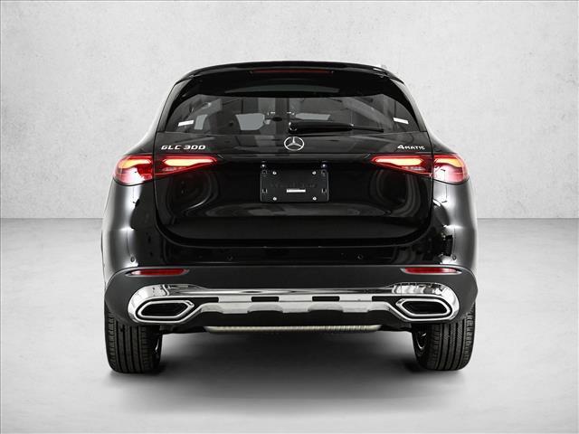 MERCEDES-BENZ GLC - 7