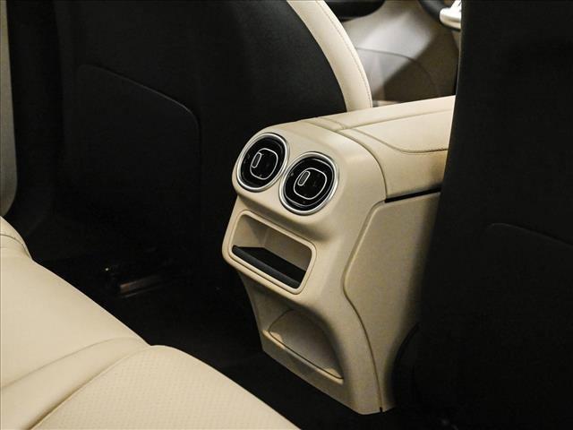 2026 Mercedes-BENZ GLC — миниатюра 19
