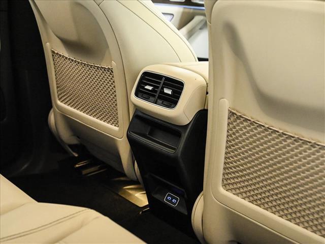 2026 Mercedes-BENZ GLE — миниатюра 19