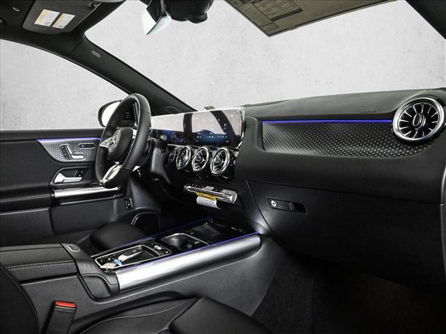 2026 Mercedes-BENZ GLA 缩略图 24