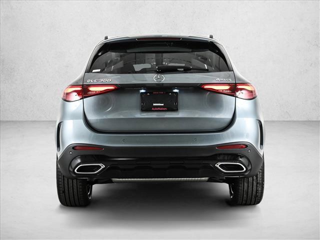 MERCEDES-BENZ GLC - 7
