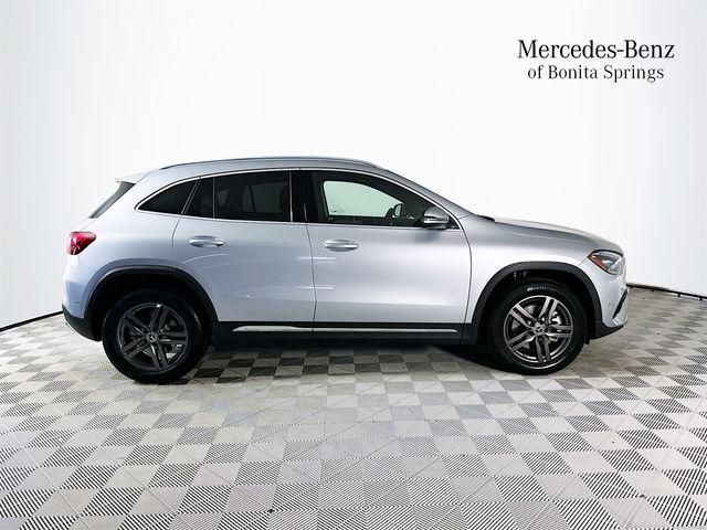 MERCEDES-BENZ GLA-CLASS - 8