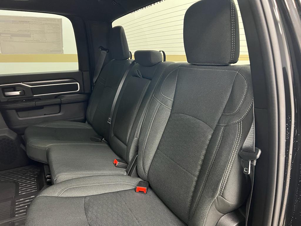 2026 RAM 2500 BIG HORN CREW CAB 4X4 6'4' BOX — миниатюра 11