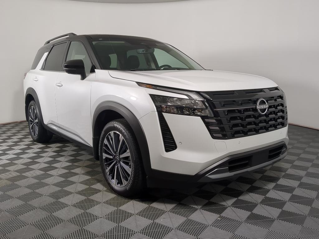 New 2026 Nissan Pathfinder Platinum