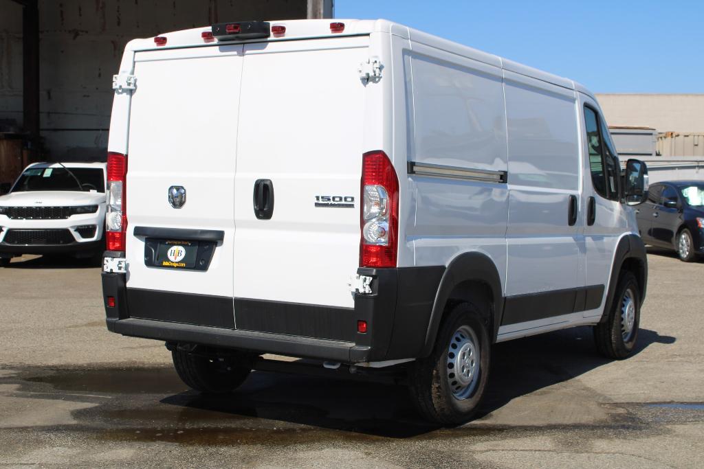 2026 RAM PROMASTER 1500 LOW ROOF — фото 5