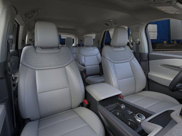 صورة 10 لـ 2026 FORD EXPLORER ACTIVE