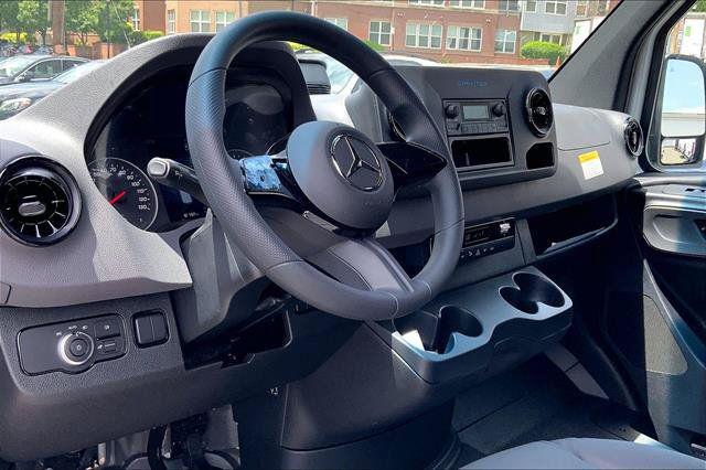 صورة 6 لـ 2026 Mercedes-BENZ OTHERS