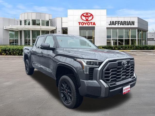 New 2026 Toyota Tundra Hybrid Platinum