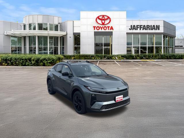 New 2026 Toyota C-HR SE