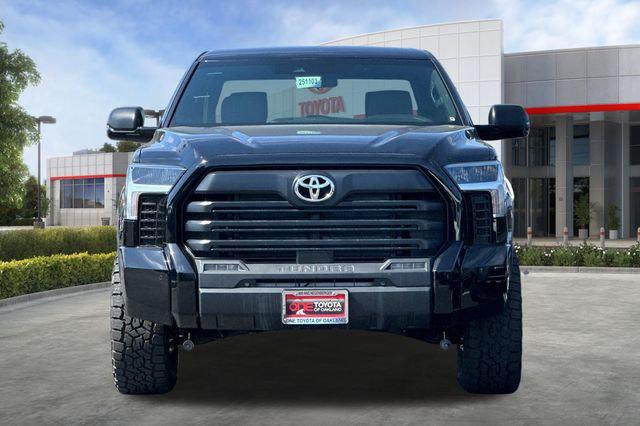 TOYOTA TUNDRA - 8