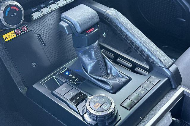 2024 Toyota TACOMA TRD OFF ROAD — миниатюра 25
