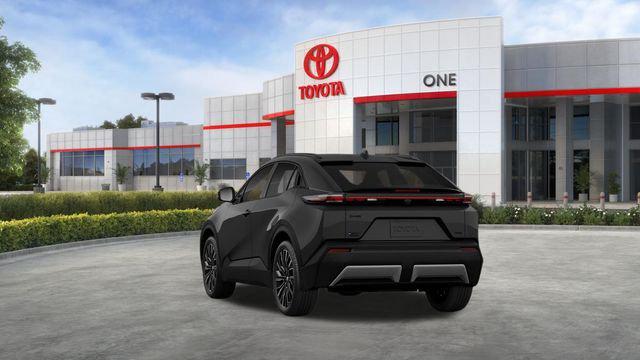 2026 Toyota C-HR XSE photo 9