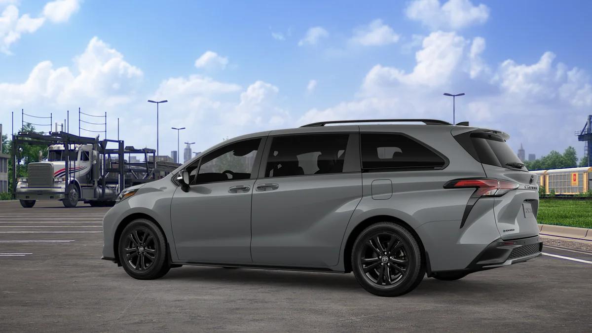 TOYOTA SIENNA - 7