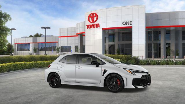 صورة 16 لـ 2026 Toyota GR COROLLA PREMIUM