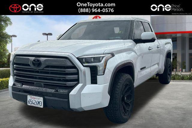 TOYOTA TUNDRA - 1