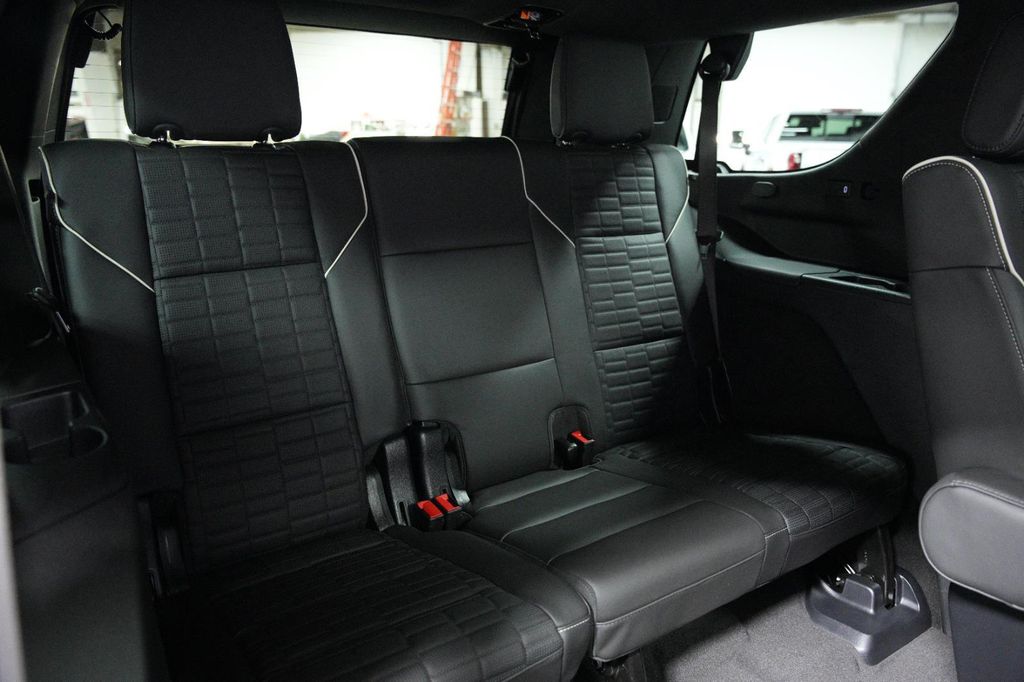صورة مصغرة 21 لـ 2025 Cadillac ESCALADE SPORT PLATINUM