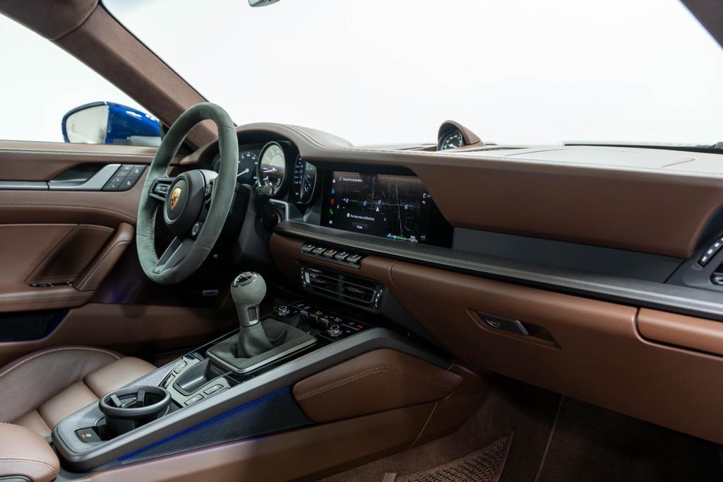 2024 Porsche 911 CARRERA 4S thumbnail 79