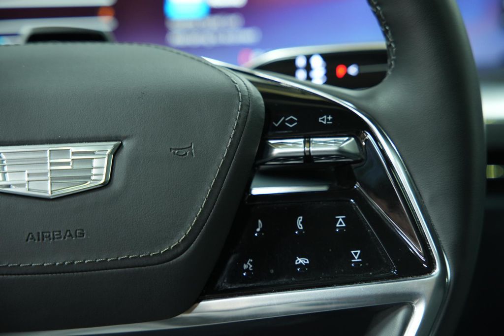 صورة مصغرة 42 لـ 2025 Cadillac ESCALADE IQ LUXURY 2