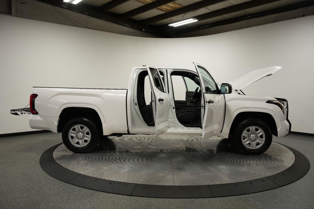 2025 Toyota TUNDRA SR 照片 10
