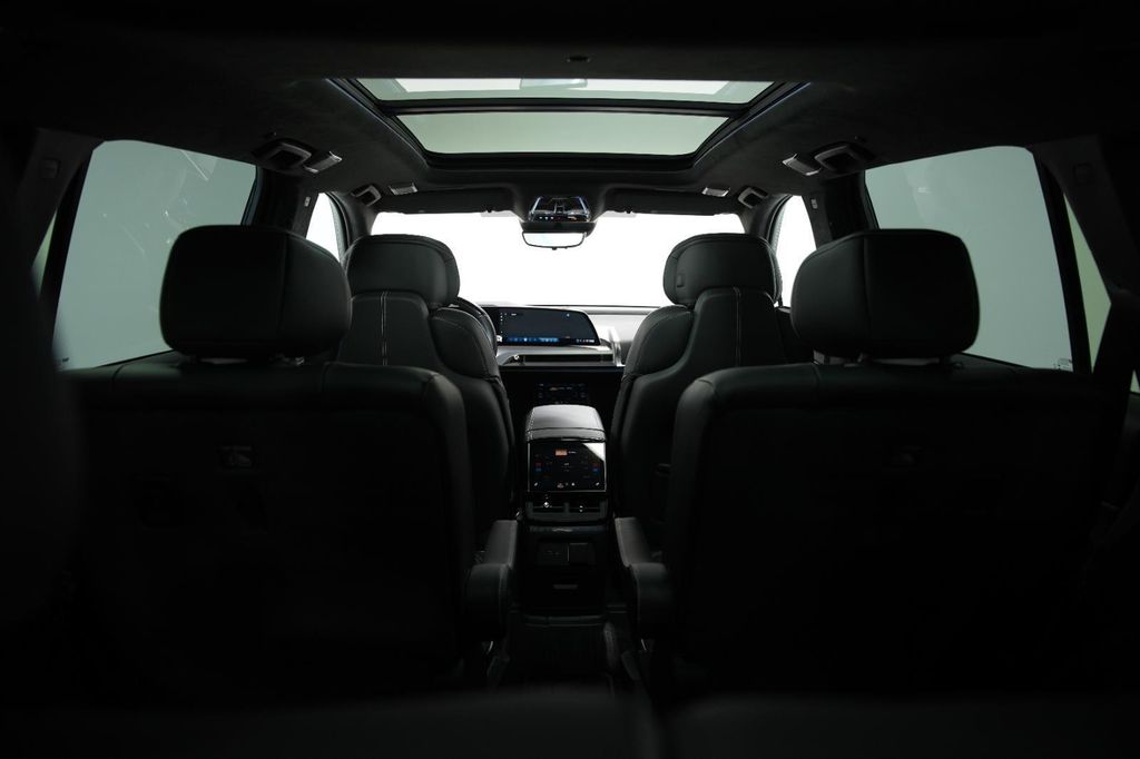 2026 Cadillac VISTIQ PLATINUM 照片 20