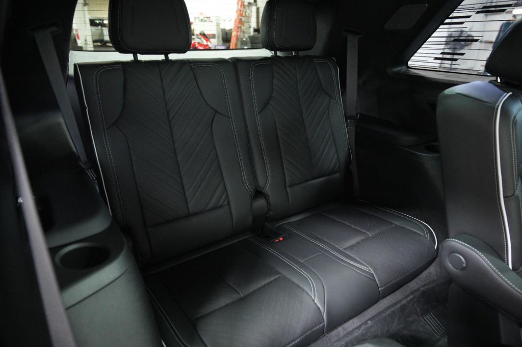 صورة 21 لـ 2026 Cadillac VISTIQ PLATINUM